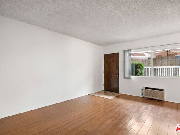 615 E Magnolia Boulevard, Burbank CA 91501