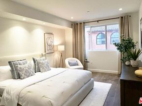 441 S Barrington Avenue 209, Los Angeles CA 90049