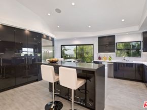 3712 Berry Drive, Studio City CA 91604