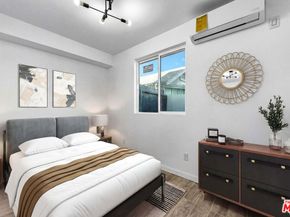 1036 Cherry Avenue, Long Beach CA 90813