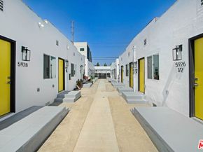 5926 S Hoover Street, Los Angeles CA 90044