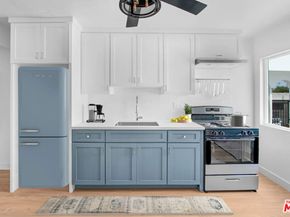 5926 S Hoover Street, Los Angeles CA 90044