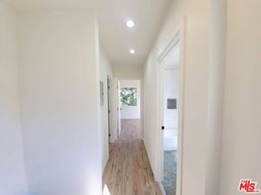 200 N Acacia Avenue, Compton CA 90220