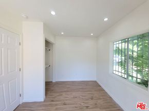 200 N Acacia Avenue, Compton CA 90220