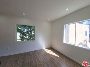 200 N Acacia Avenue, Compton CA 90220