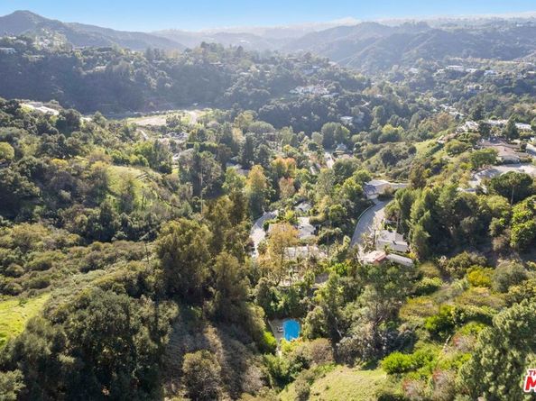 2748 Ellison Drive, Beverly Hills CA 90210