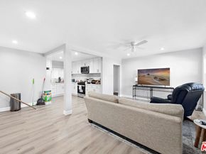 1925 Wallace Avenue, Costa Mesa CA 92627