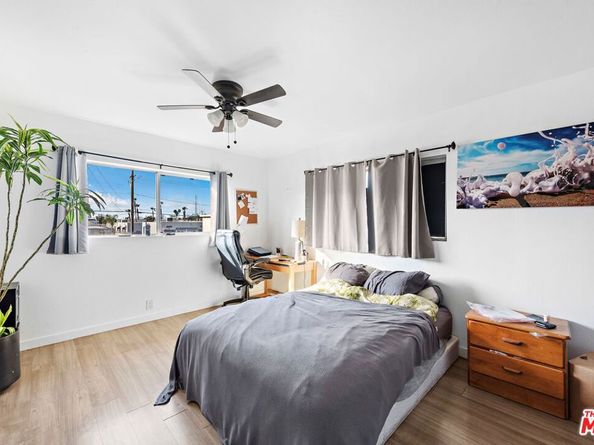 1925 Wallace Avenue, Costa Mesa CA 92627