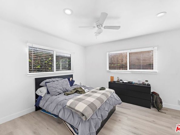 1925 Wallace Avenue, Costa Mesa CA 92627