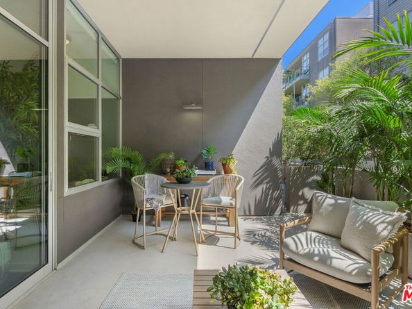 4080 Glencoe Avenue 104, Marina Del Rey CA 90292