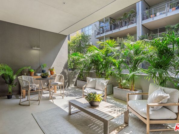 4080 Glencoe Avenue 104, Marina Del Rey CA 90292