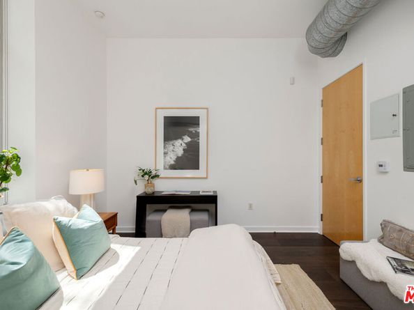 4080 Glencoe Avenue 104, Marina Del Rey CA 90292