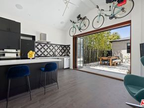 2402 11th Street, Santa Monica CA 90405