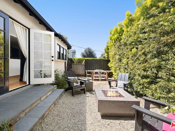 2402 11th Street, Santa Monica CA 90405