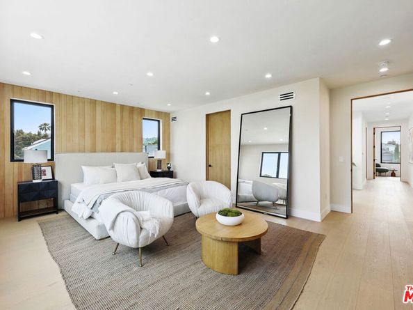 4532 Calhoun Avenue, Sherman Oaks CA 91423