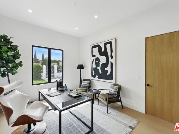 4532 Calhoun Avenue, Sherman Oaks CA 91423