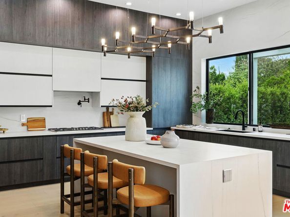 4532 Calhoun Avenue, Sherman Oaks CA 91423