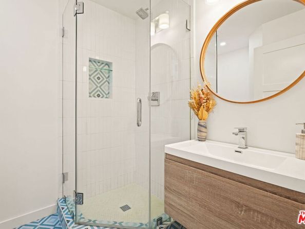 1618 S Durango Avenue, Los Angeles CA 90035