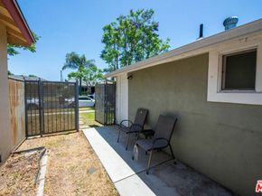 7421 Jumilla Avenue, Winnetka CA 91306