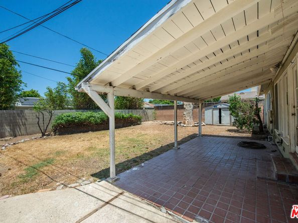 7421 Jumilla Avenue, Winnetka CA 91306