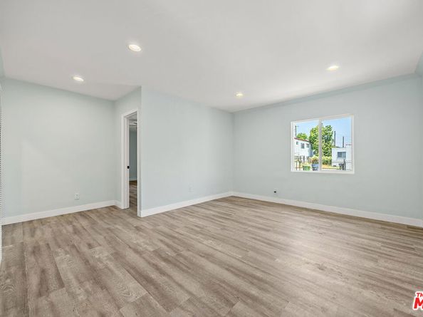 318 E 50th Street, Los Angeles CA 90011