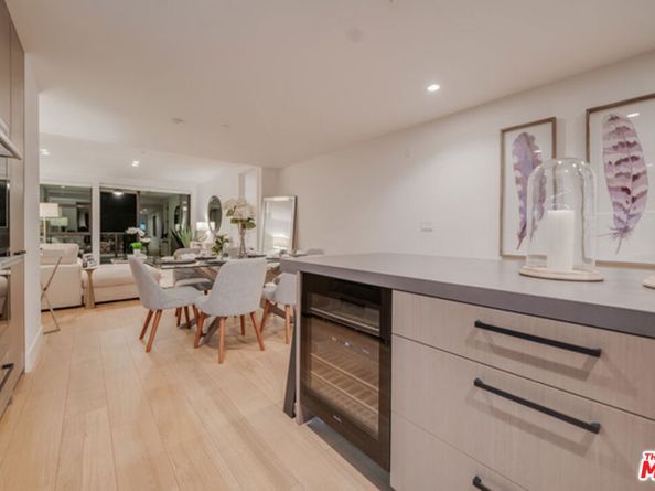 10777 WILSHIRE Boulevard 209, Los Angeles CA 90024