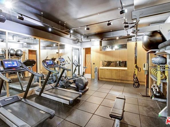 10777 WILSHIRE Boulevard 209, Los Angeles CA 90024