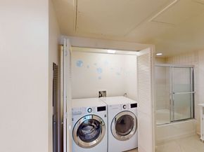 267 S San Pedro Street 321, Los Angeles CA 90012