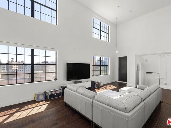 746 S Los Angeles Street 1201, Los Angeles CA 90014