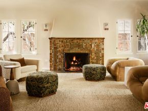 1982 N Normandie Avenue, Los Angeles CA 90027