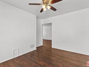4045 Abourne Road D, Los Angeles CA 90008