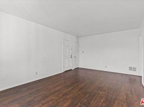 4045 Abourne Road D, Los Angeles CA 90008