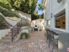 2003 El Cerrito Place, Los Angeles CA 90068