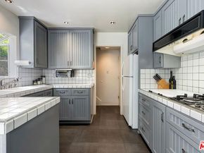 1041 Chantilly Road, Los Angeles CA 90077