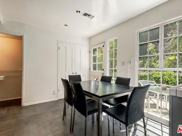 1041 Chantilly Road, Los Angeles CA 90077