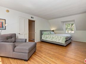 1041 Chantilly Road, Los Angeles CA 90077