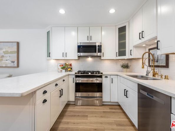 5901 Canterbury Drive 5, Culver City CA 90230