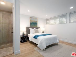 5901 Canterbury Drive 5, Culver City CA 90230