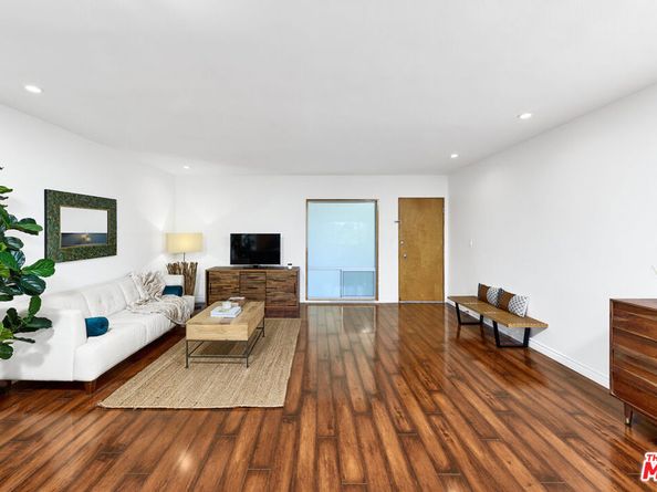 2002 4th Street 302, Santa Monica CA 90405