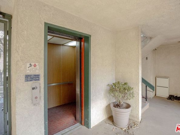 330 Burchett Street 206, Glendale CA 91203