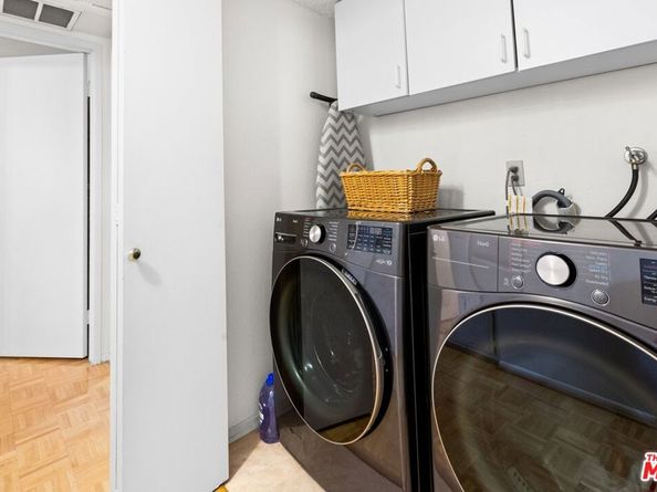 330 Burchett Street 206, Glendale CA 91203