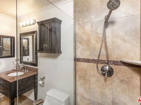 330 Burchett Street 206, Glendale CA 91203