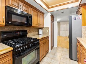 330 Burchett Street 206, Glendale CA 91203