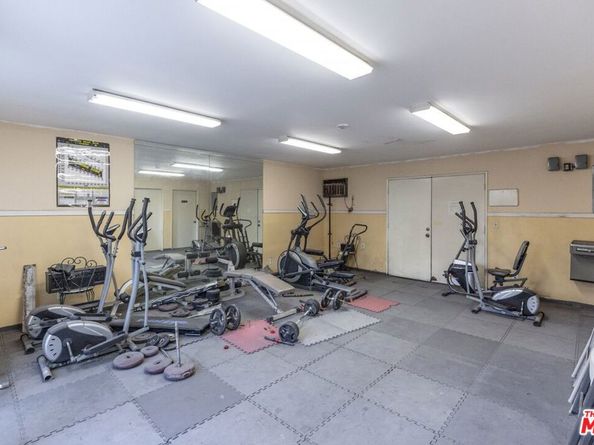 330 Burchett Street 206, Glendale CA 91203