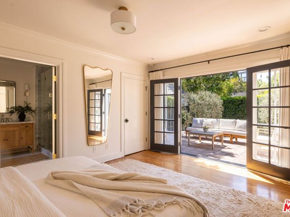 640 Lillian Way, Los Angeles CA 90004