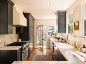 640 Lillian Way, Los Angeles CA 90004