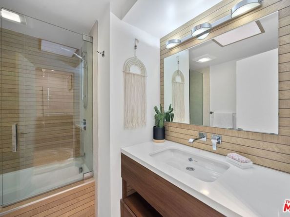 13065 Mindanao Way 3, Marina Del Rey CA 90292