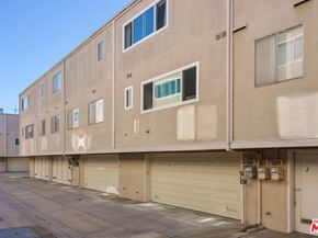 13065 Mindanao Way 3, Marina Del Rey CA 90292