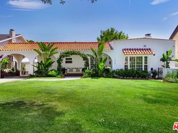 1358 Justin Avenue