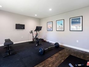 1358 Justin Avenue, Glendale CA 91201